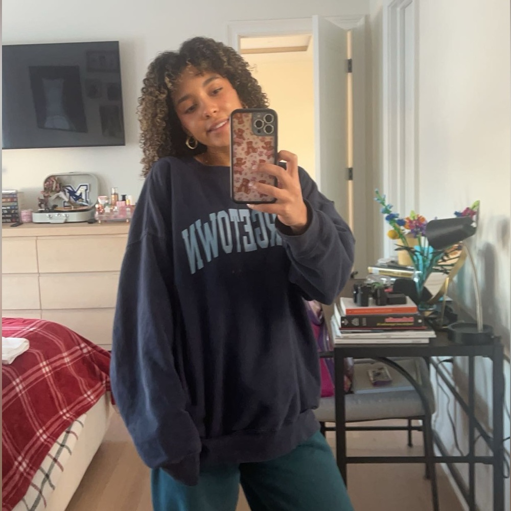 Meet your Posher, Sofia